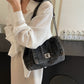 Retro džínová crossbody taška s velkou kapacitou – kovové detaily, lehká a stylová